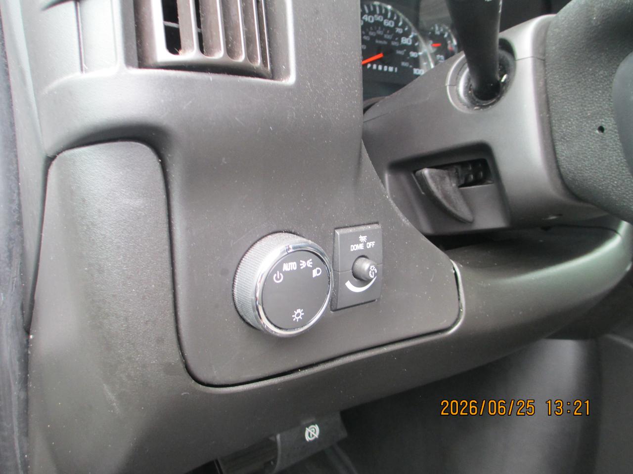 Chevrolet Express Passenger RWD 3500 155" LS 2022