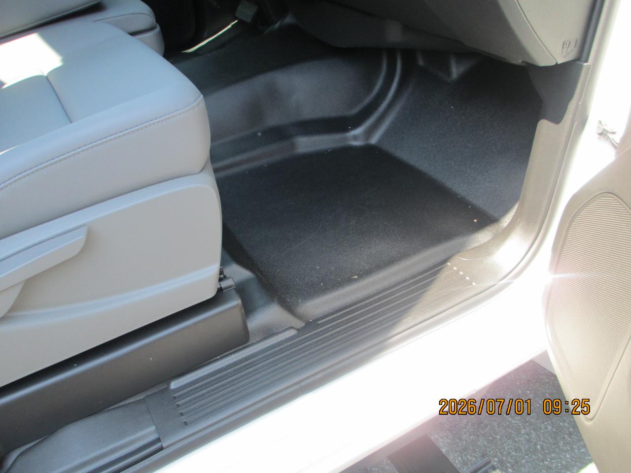 Chevrolet Silverado Medium Duty  2024