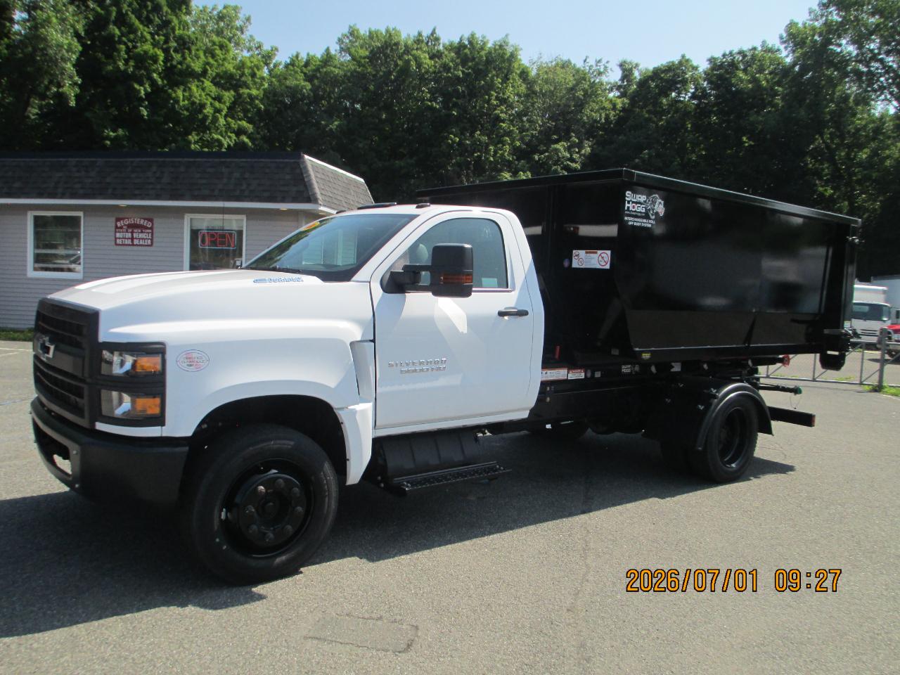Chevrolet Silverado Medium Duty  2024