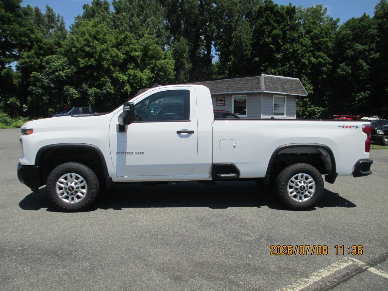 Chevrolet Silverado 2500HD 4WD Reg Cab 142" Work Truck 2024