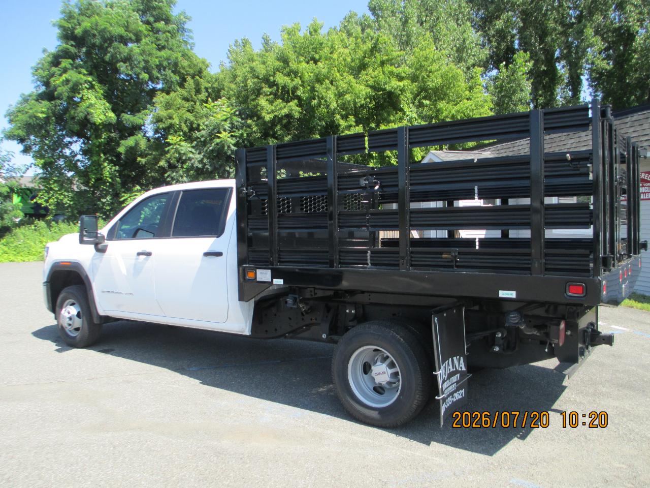 GMC Sierra 3500HD CC 4WD Crew Cab 177" WB, 60" CA Pro 2025