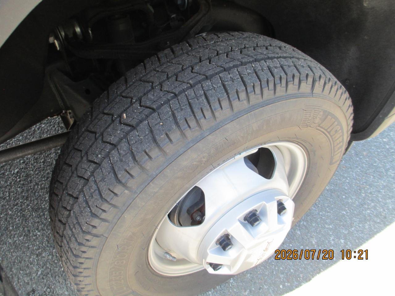 GMC Sierra 3500HD CC 4WD Crew Cab 177" WB, 60" CA Pro 2025