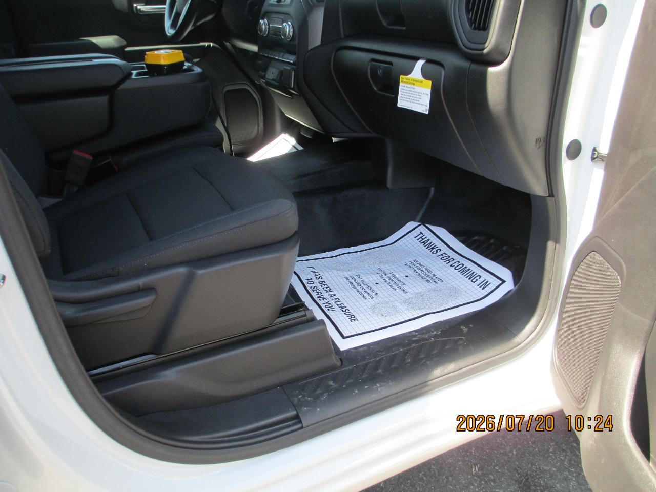 GMC Sierra 3500HD CC 4WD Crew Cab 177" WB, 60" CA Pro 2025