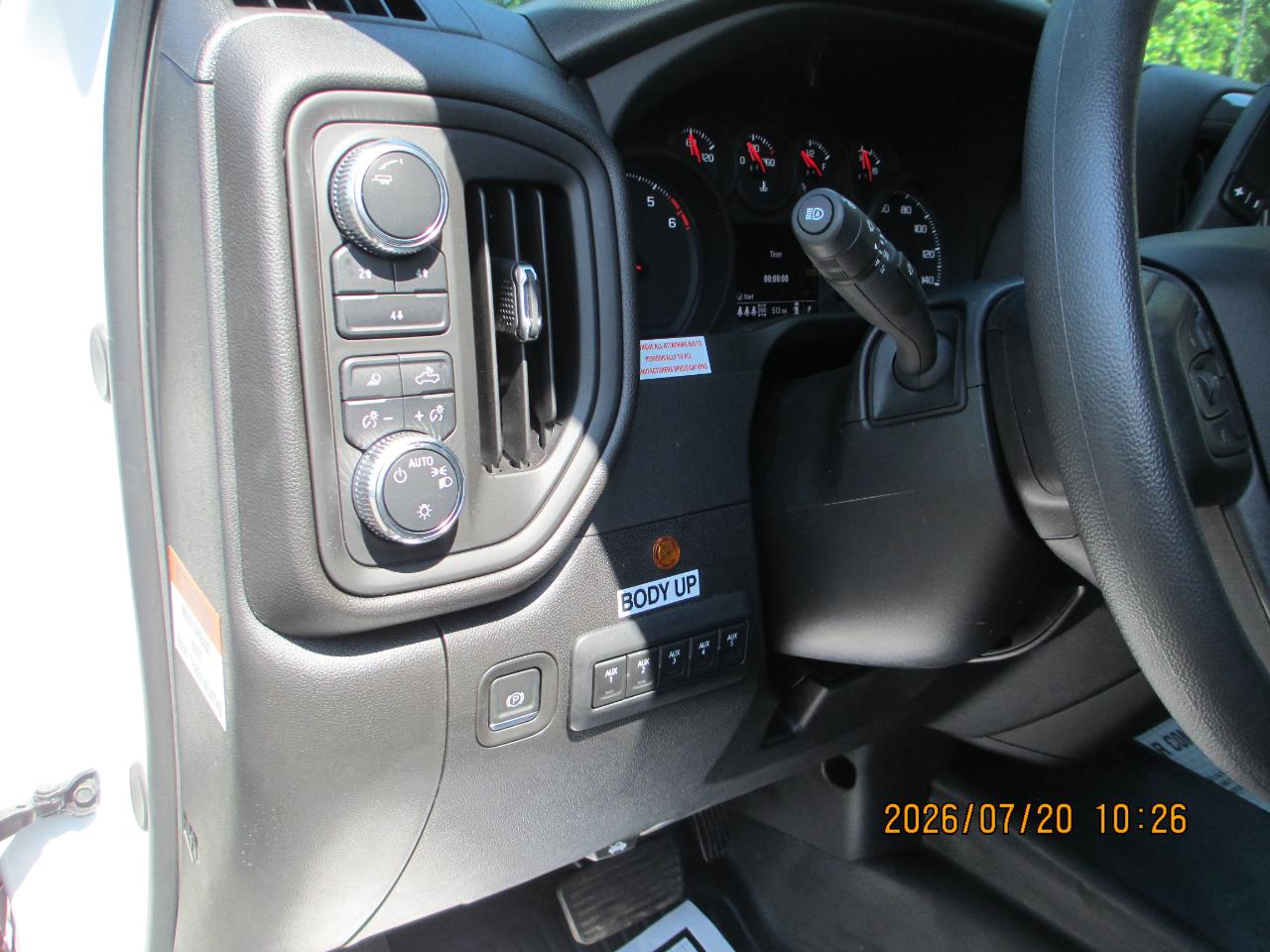 GMC Sierra 3500HD CC 4WD Crew Cab 177" WB, 60" CA Pro 2025