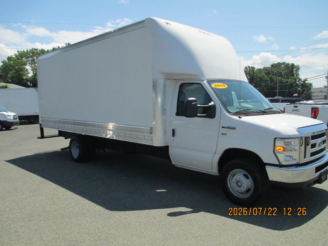 Ford E-Series Cutaway E-350 DRW 176" WB 2019