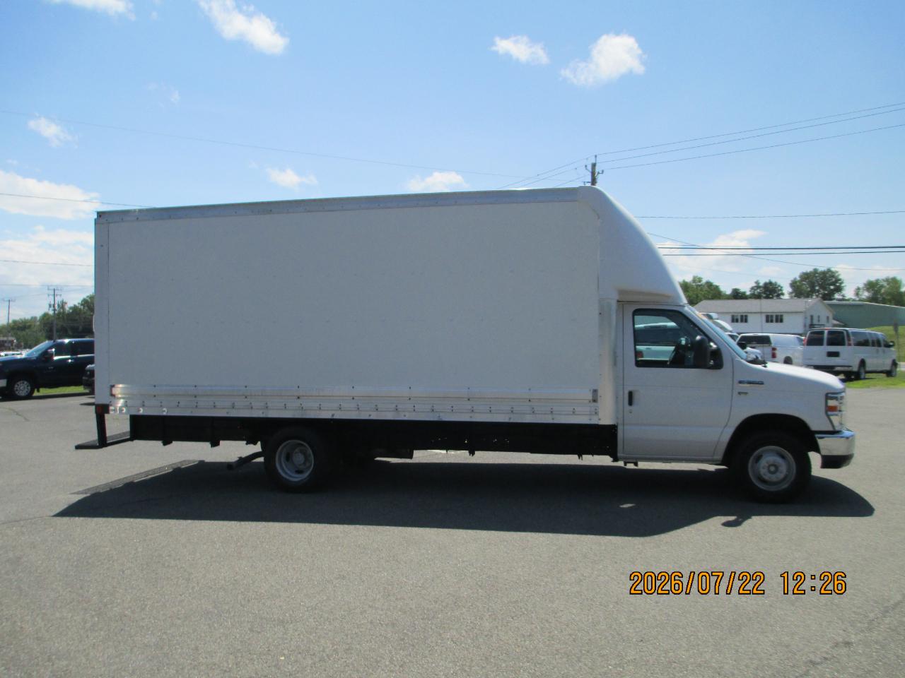 Ford E-Series Cutaway E-350 DRW 176" WB 2019