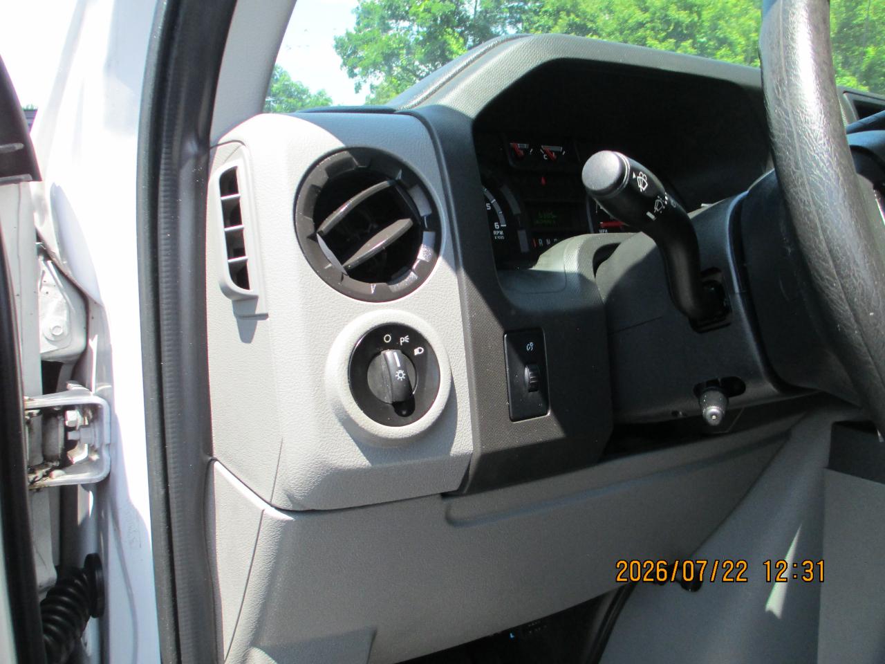 Ford E-Series Cutaway E-350 DRW 176" WB 2019