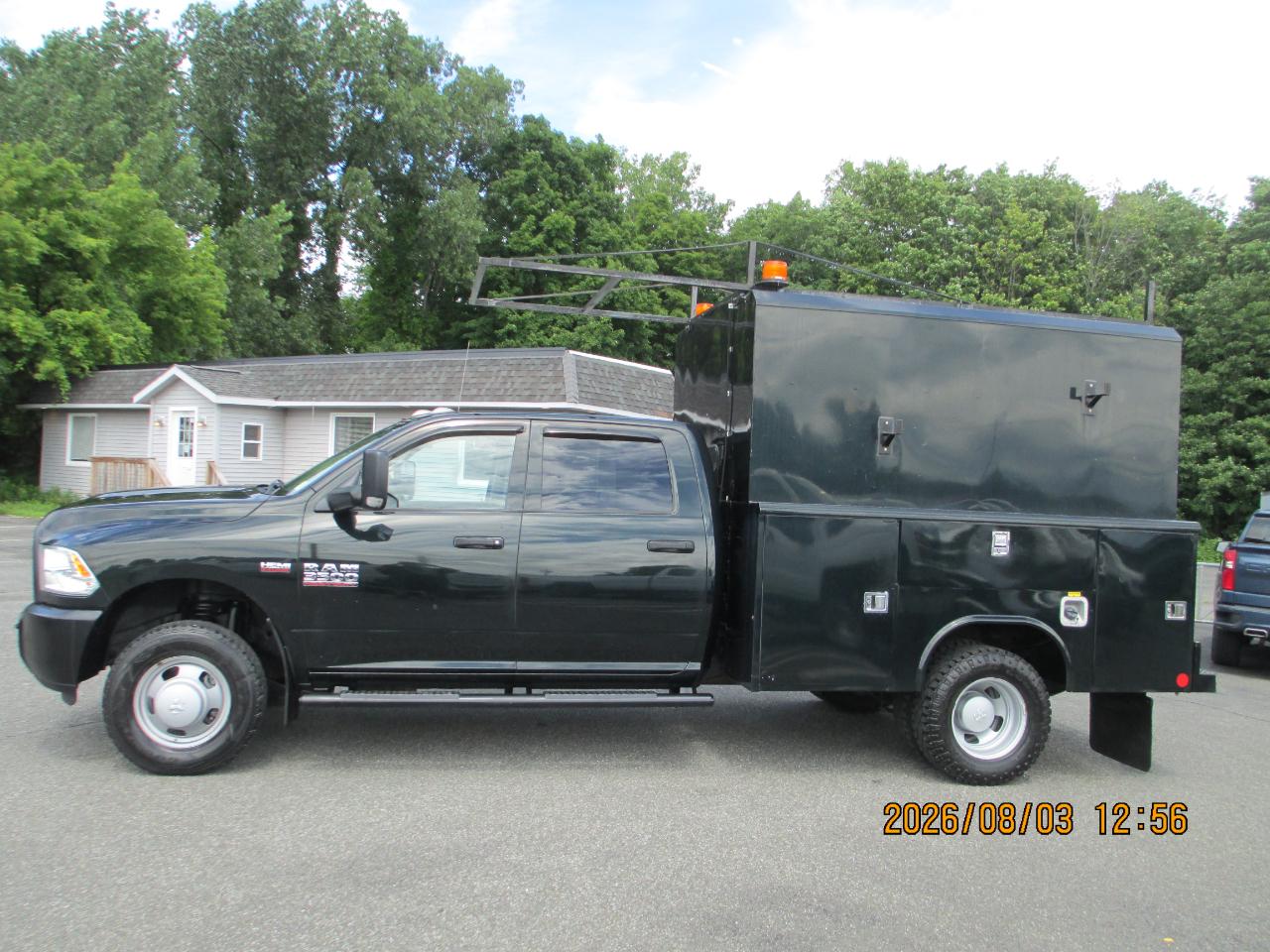 RAM 3500 Chassis Cab Tradesman 2WD Crew Cab 60" CA 172.4" WB 2017