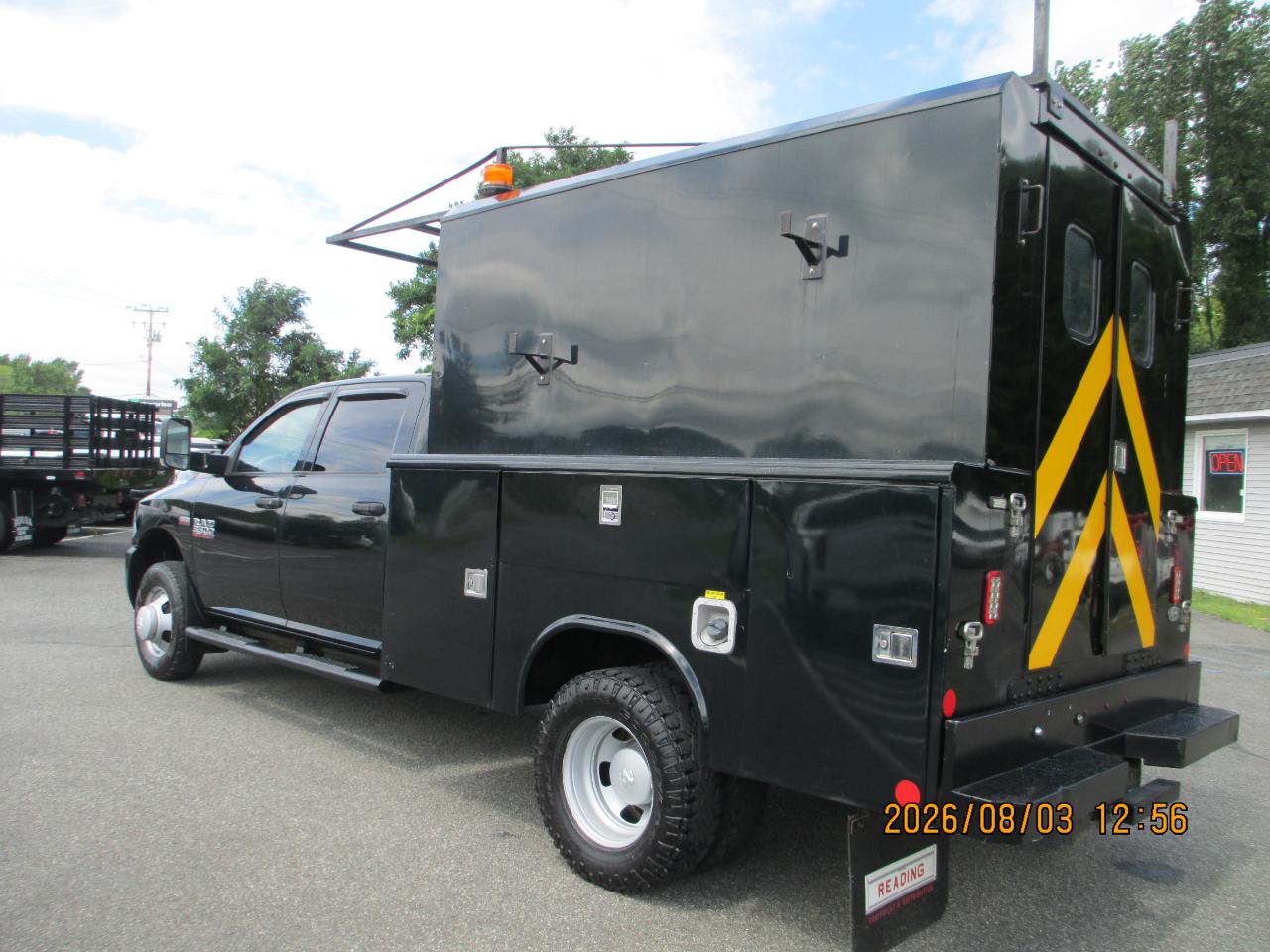 RAM 3500 Chassis Cab Tradesman 2WD Crew Cab 60" CA 172.4" WB 2017