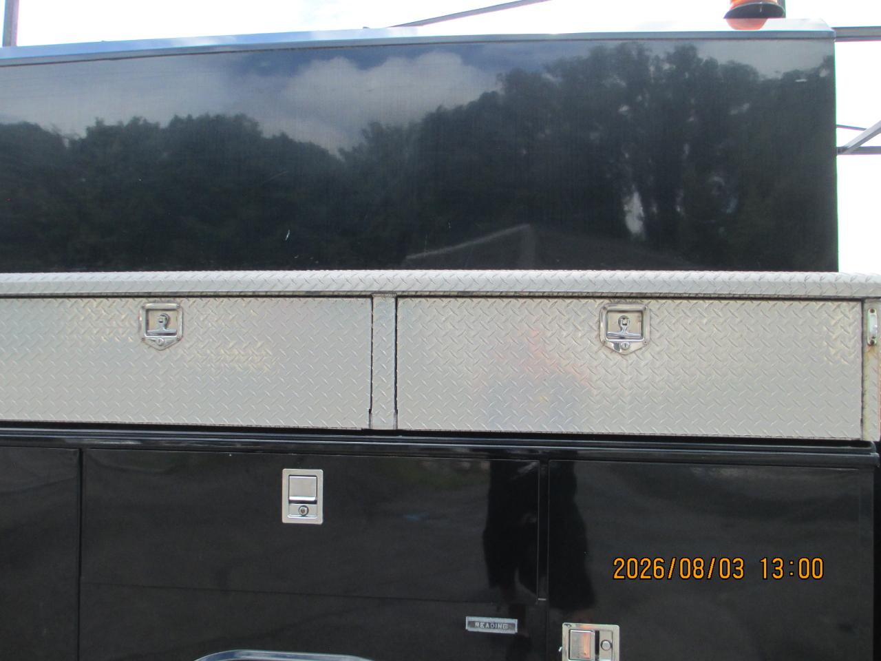 RAM 3500 Chassis Cab Tradesman 2WD Crew Cab 60" CA 172.4" WB 2017
