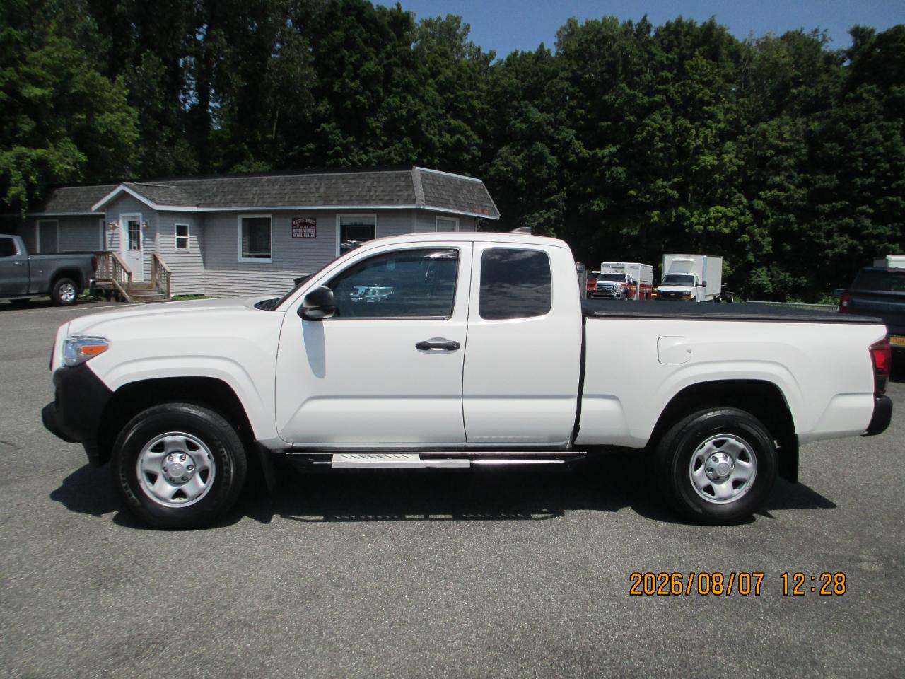 Toyota Tacoma 4WD SR5 Access Cab 6' Bed I4 AT (Natl) 2021