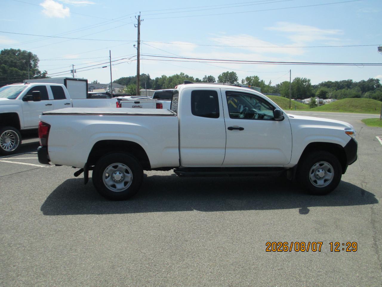 Toyota Tacoma 4WD SR5 Access Cab 6' Bed I4 AT (Natl) 2021