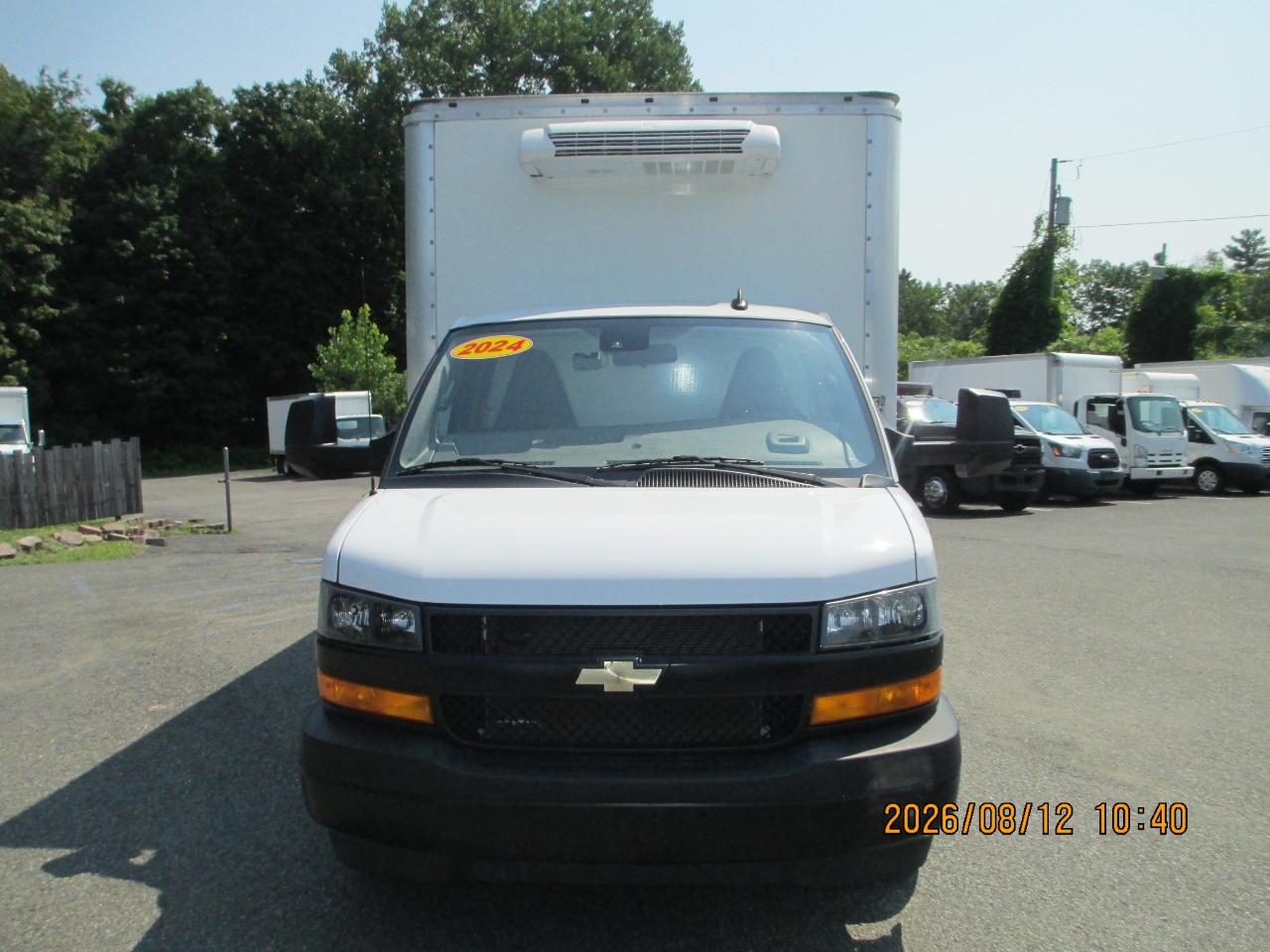 Chevrolet Express Commercial Cutaway 3500 Van 177" 2024
