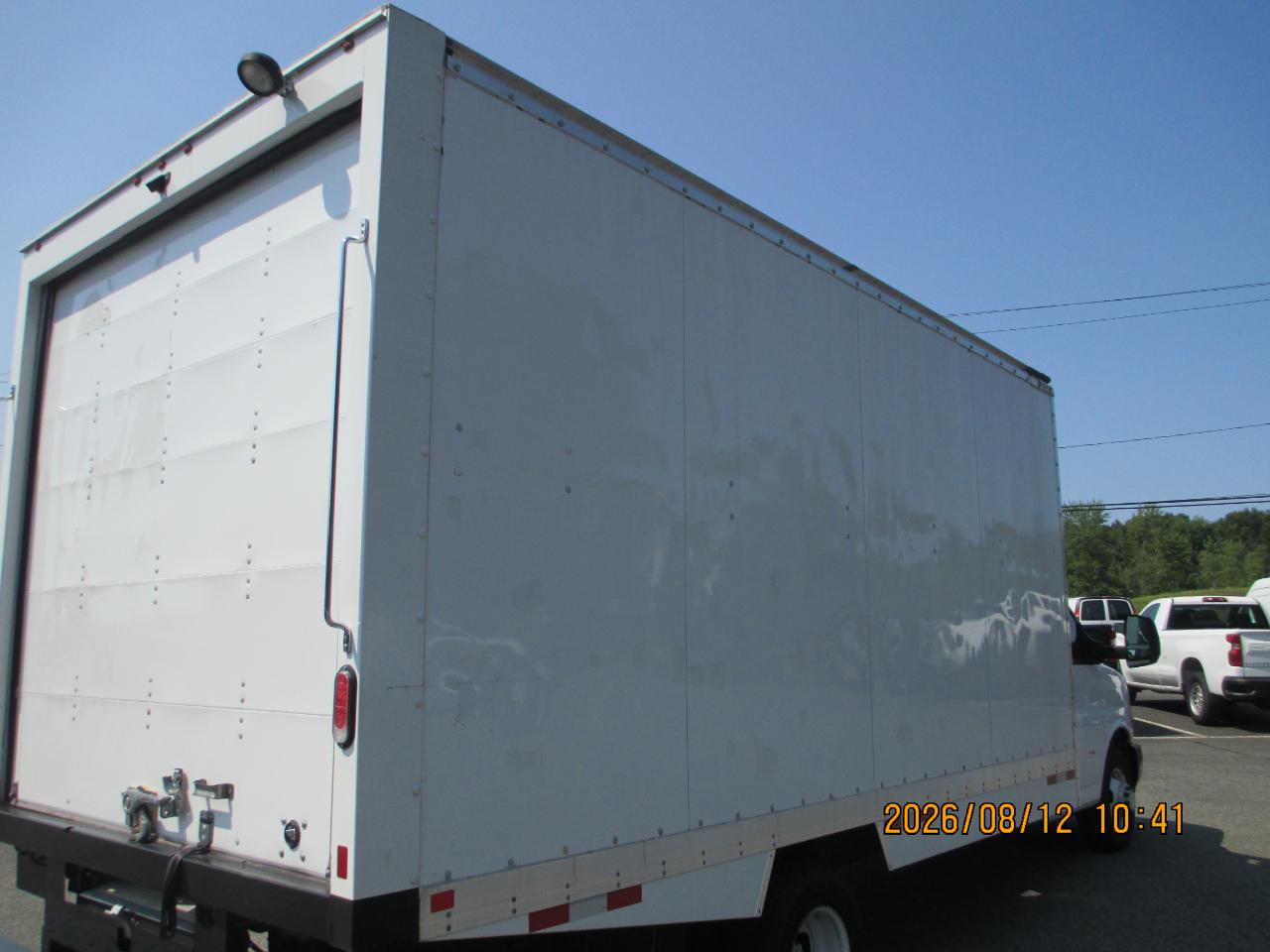 Chevrolet Express Commercial Cutaway 3500 Van 177" 2024