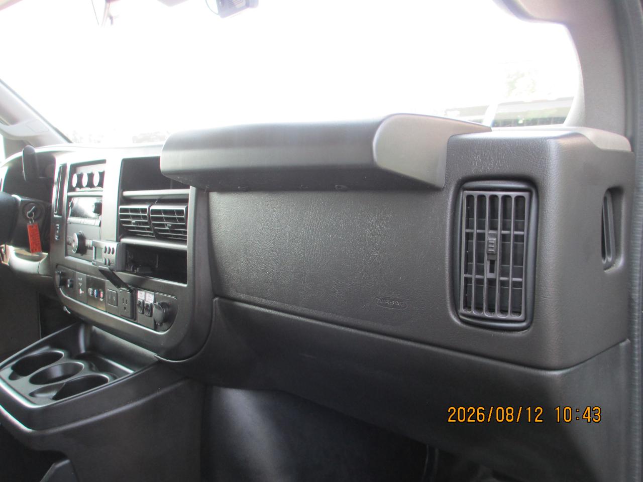 Chevrolet Express Commercial Cutaway 3500 Van 177" 2024