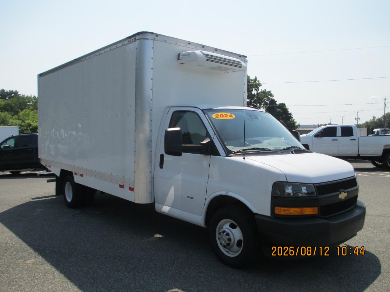 Chevrolet Express Commercial Cutaway 3500 Van 177" 2024