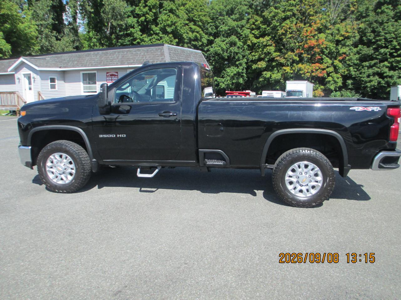 Chevrolet Silverado 3500HD 4WD Reg Cab 142" LT 2022