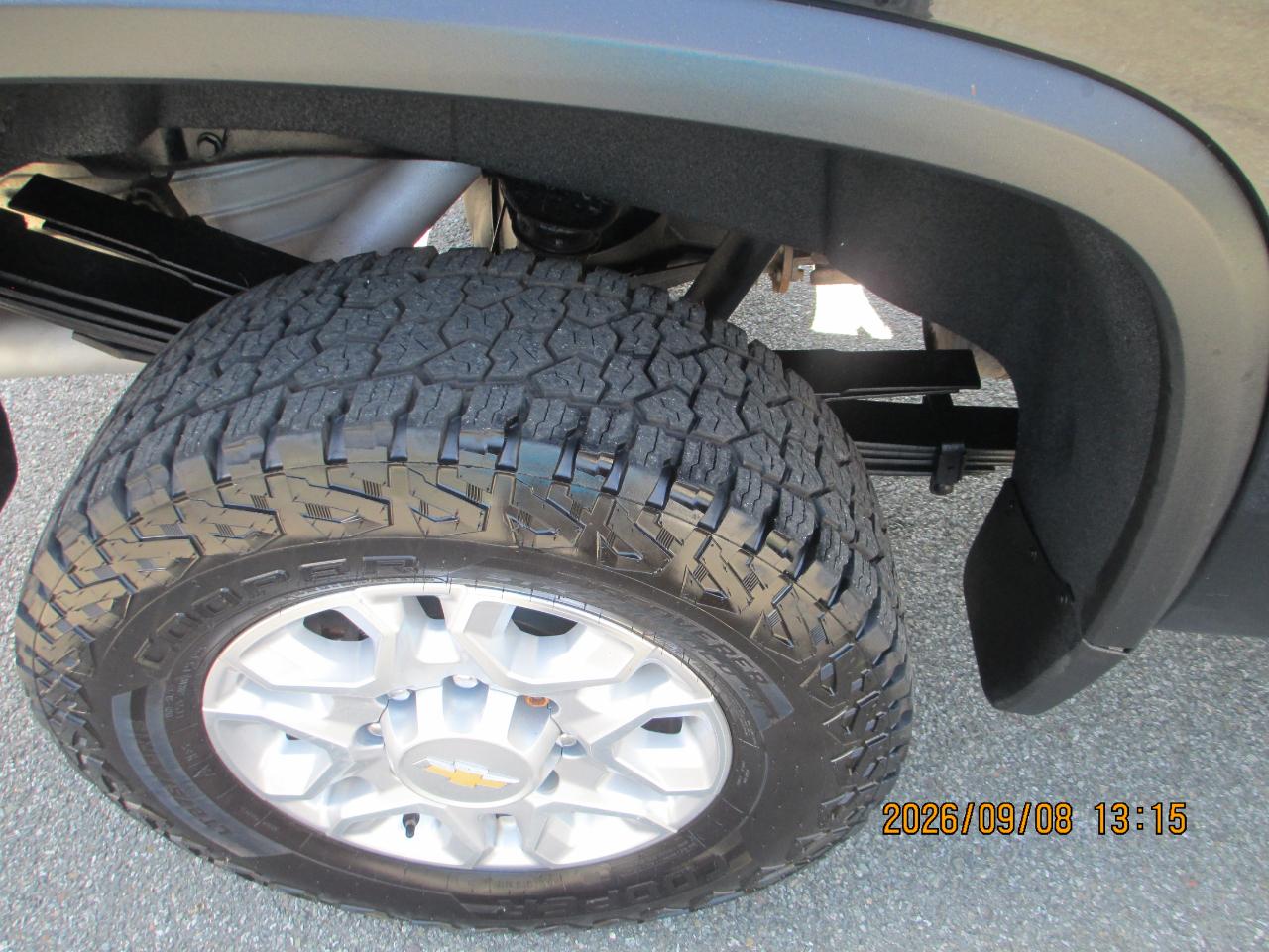 Chevrolet Silverado 3500HD 4WD Reg Cab 142" LT 2022