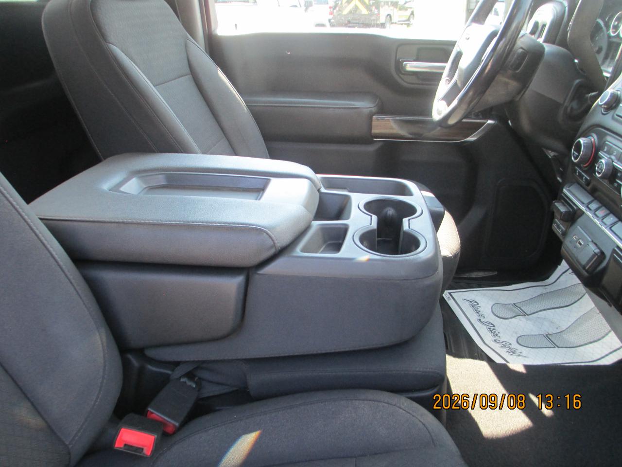 Chevrolet Silverado 3500HD 4WD Reg Cab 142" LT 2022