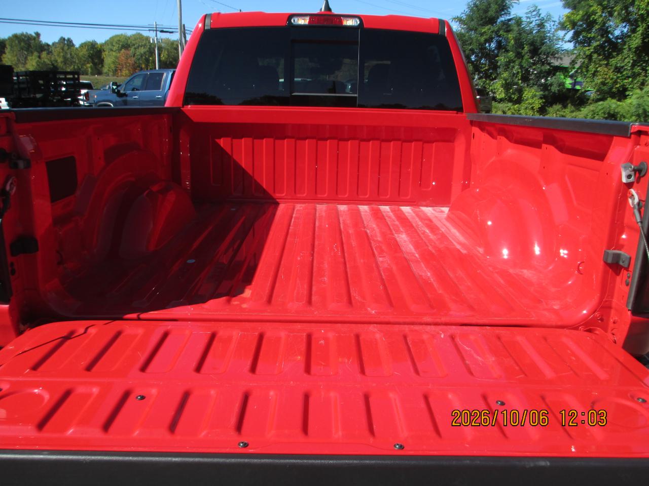 RAM 1500 Big Horn 4x4 Crew Cab 5'7" Box 2025