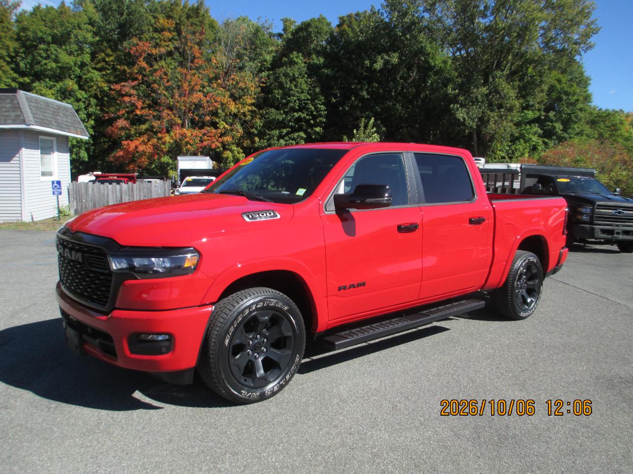 RAM 1500 Big Horn 4x4 Crew Cab 5'7" Box 2025