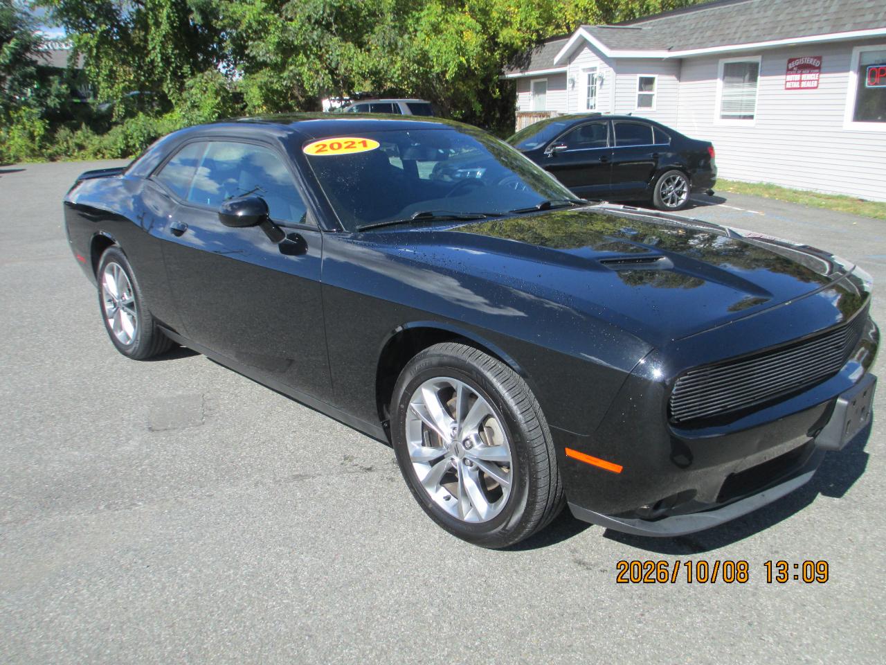 Dodge Challenger SXT AWD 2021
