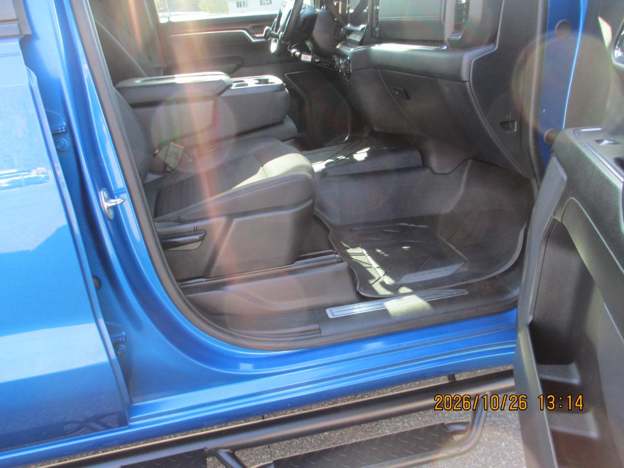 Chevrolet Silverado 1500 4WD Crew Cab 147" LT w/1LT 2024