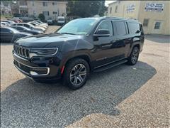 2023 Jeep Wagoneer 