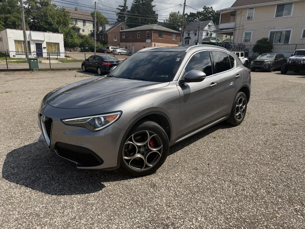 2018 Alfa Romeo Stelvio Base