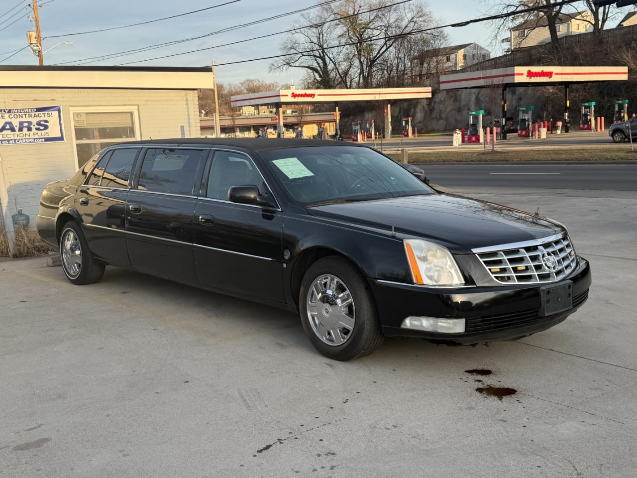 Cadillac Limousine Base 2008