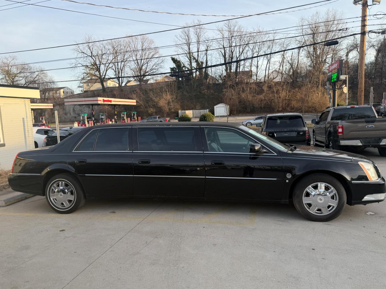 Cadillac Limousine Base 2008