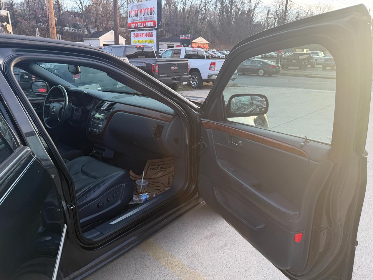 Cadillac Limousine Base 2008