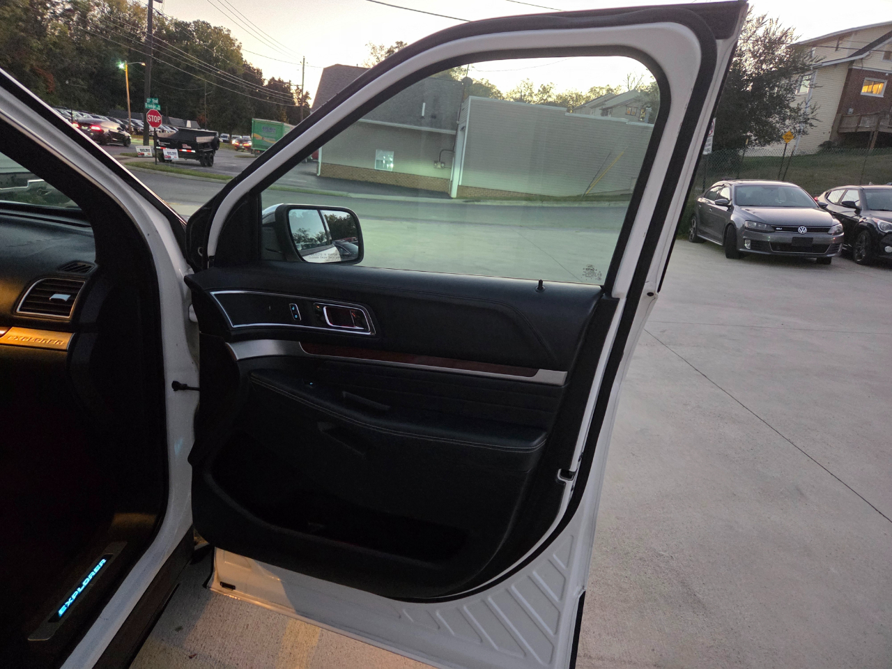 Ford Explorer Platinum AWD 2016 Ford Explorer Platinum AWD 2016