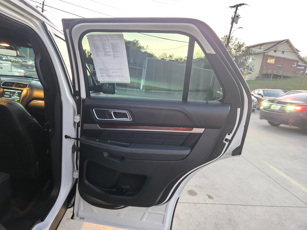 Ford Explorer Platinum AWD 2016 Ford Explorer Platinum AWD 2016