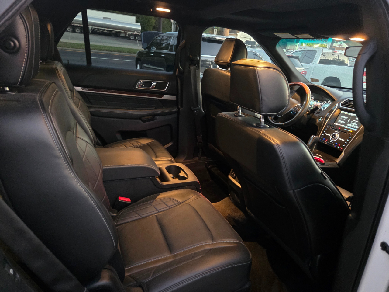 Ford Explorer Platinum AWD 2016 Ford Explorer Platinum AWD 2016