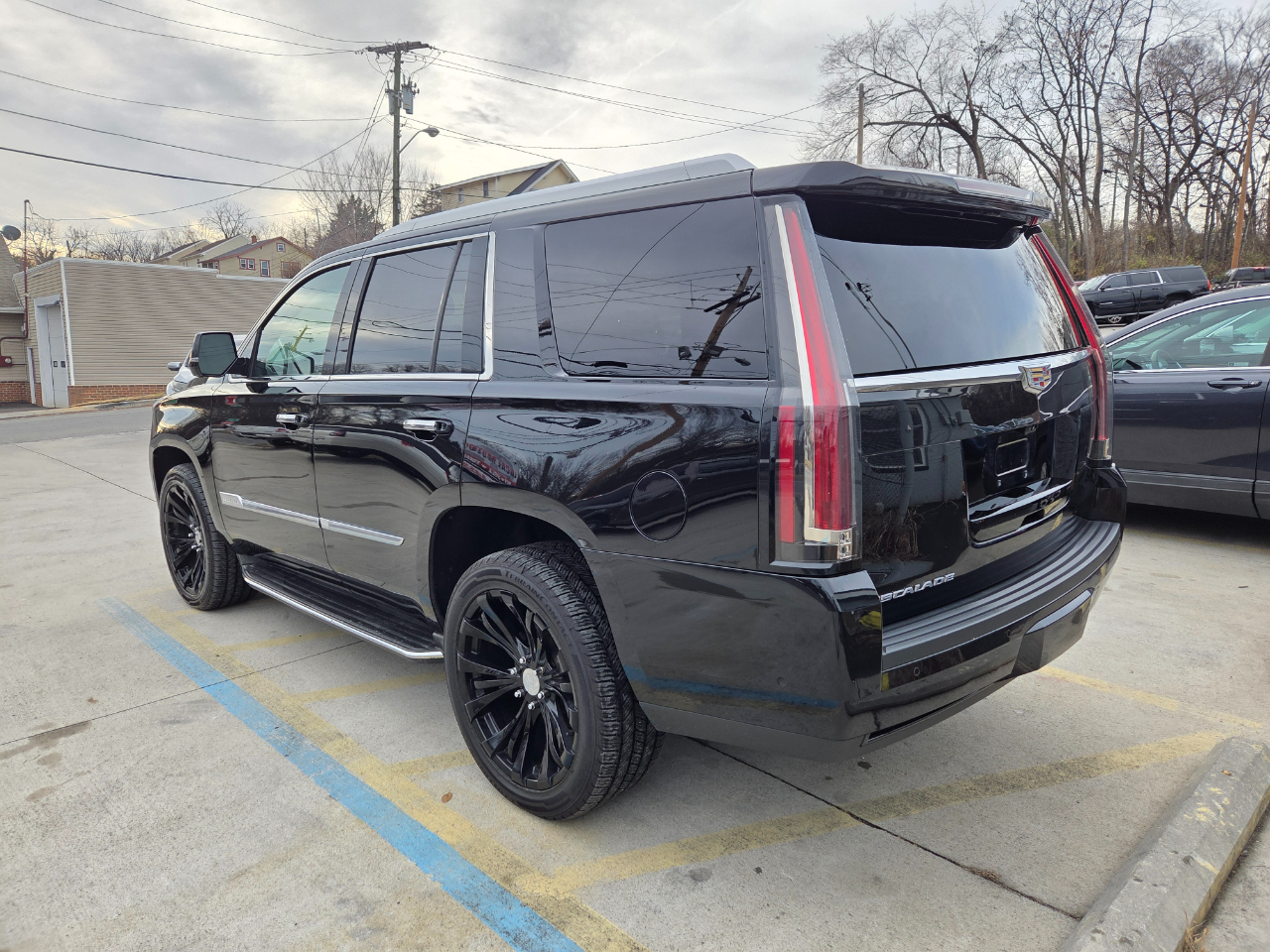 Cadillac Escalade Luxury 4WD 2017