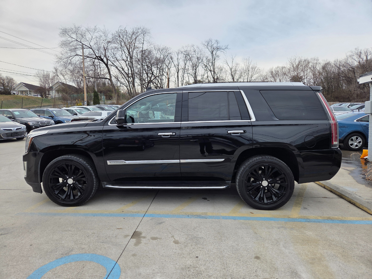 Cadillac Escalade Luxury 4WD 2017