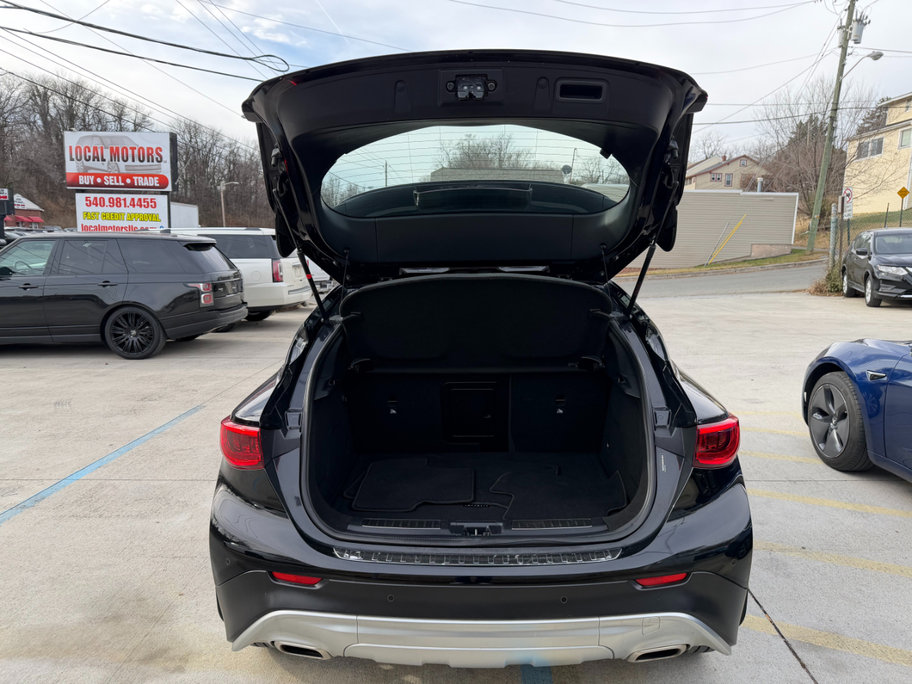 Infiniti QX30 Luxury AWD 2017