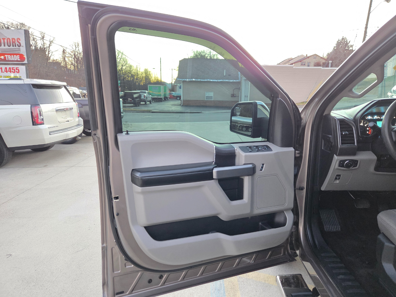 Ford F-150 XLT SuperCrew 5.5-ft. Bed 4WD 2018