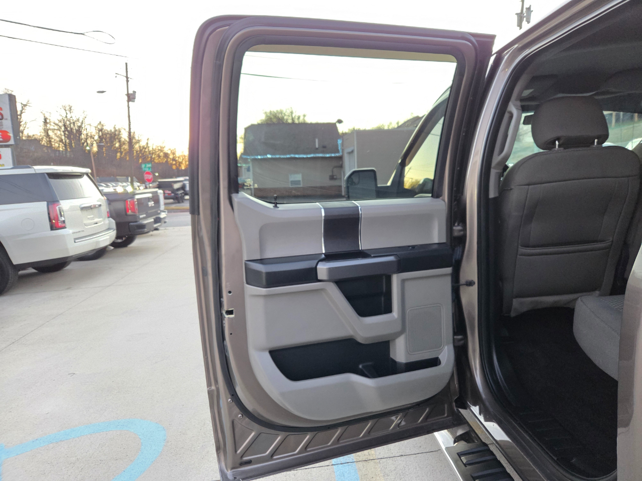 Ford F-150 XLT SuperCrew 5.5-ft. Bed 4WD 2018