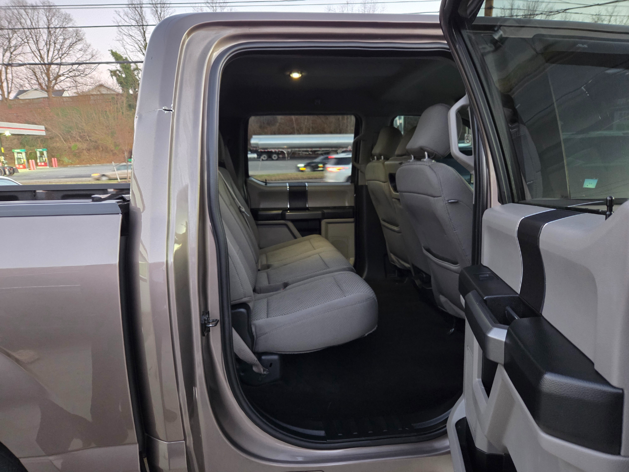 Ford F-150 XLT SuperCrew 5.5-ft. Bed 4WD 2018