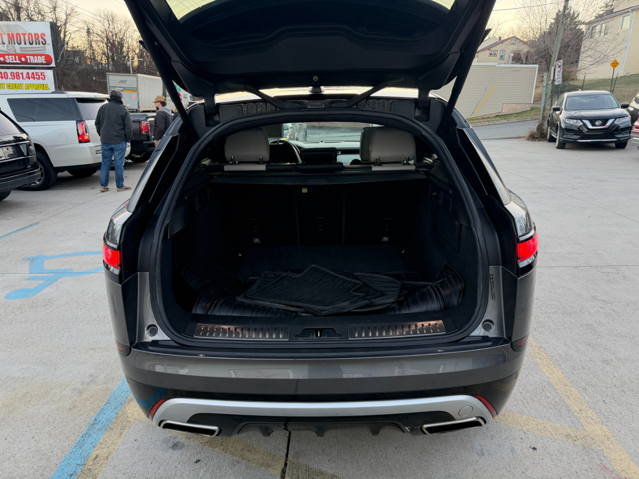 Land Rover Range Rover Velar R-Dynamic HSE 2018