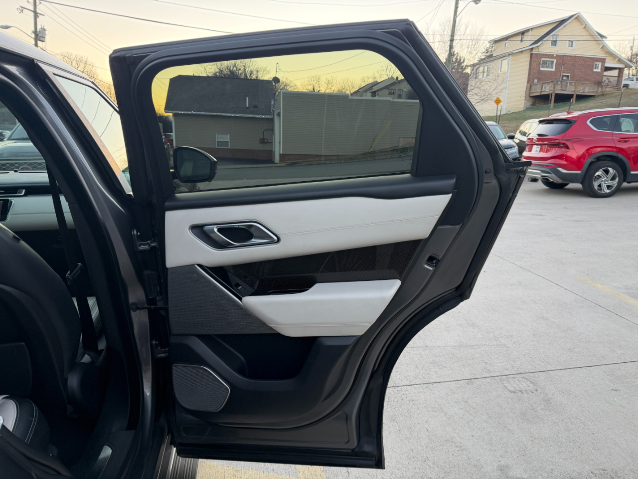 Land Rover Range Rover Velar R-Dynamic HSE 2018