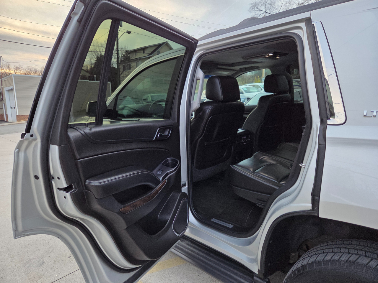 Chevrolet Tahoe LT1 4WD 2015