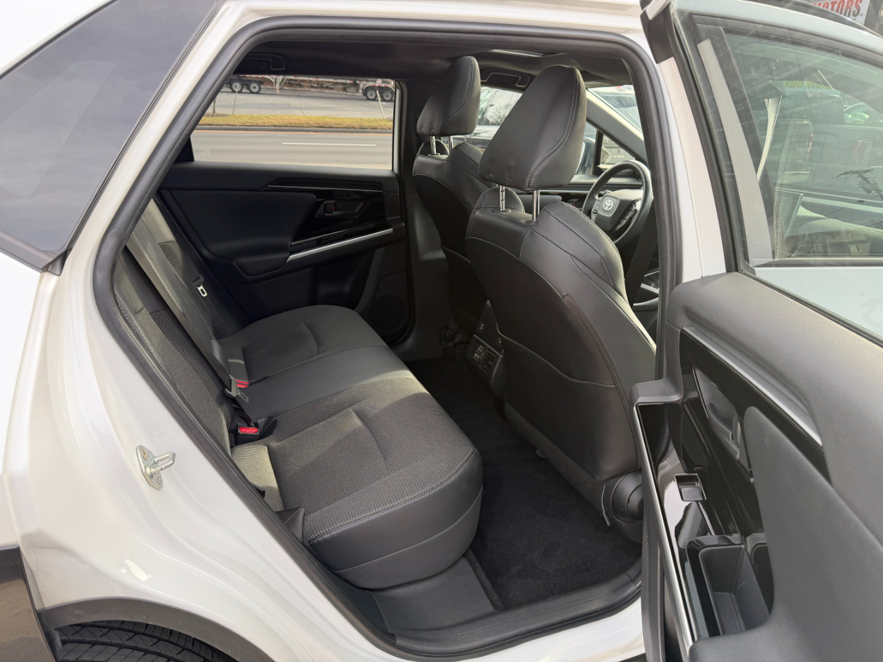 Toyota BZ4X XLE AWD 2024