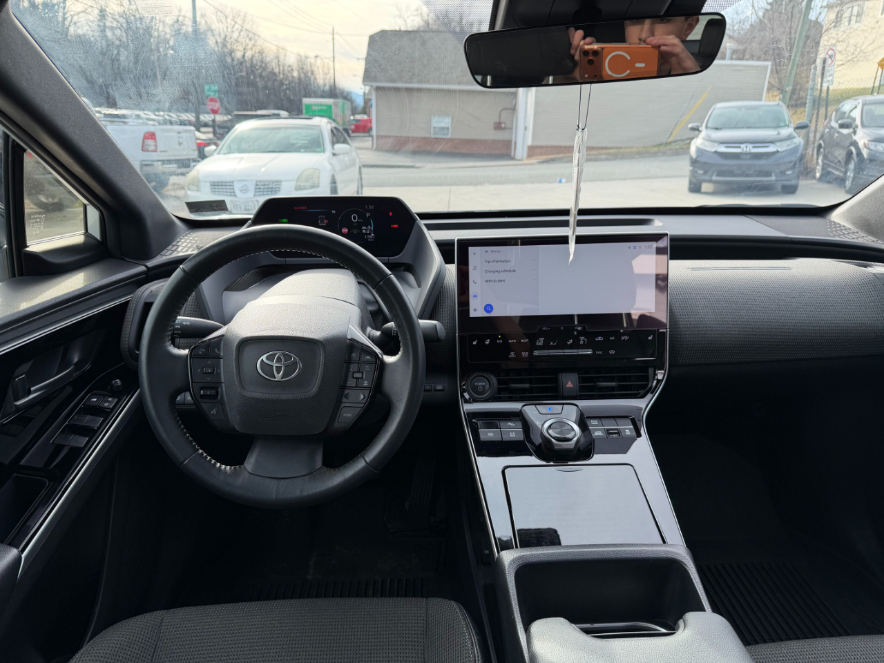 Toyota BZ4X XLE AWD 2024