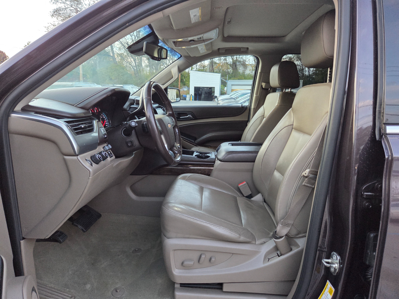 Chevrolet Suburban LT 4WD 2016