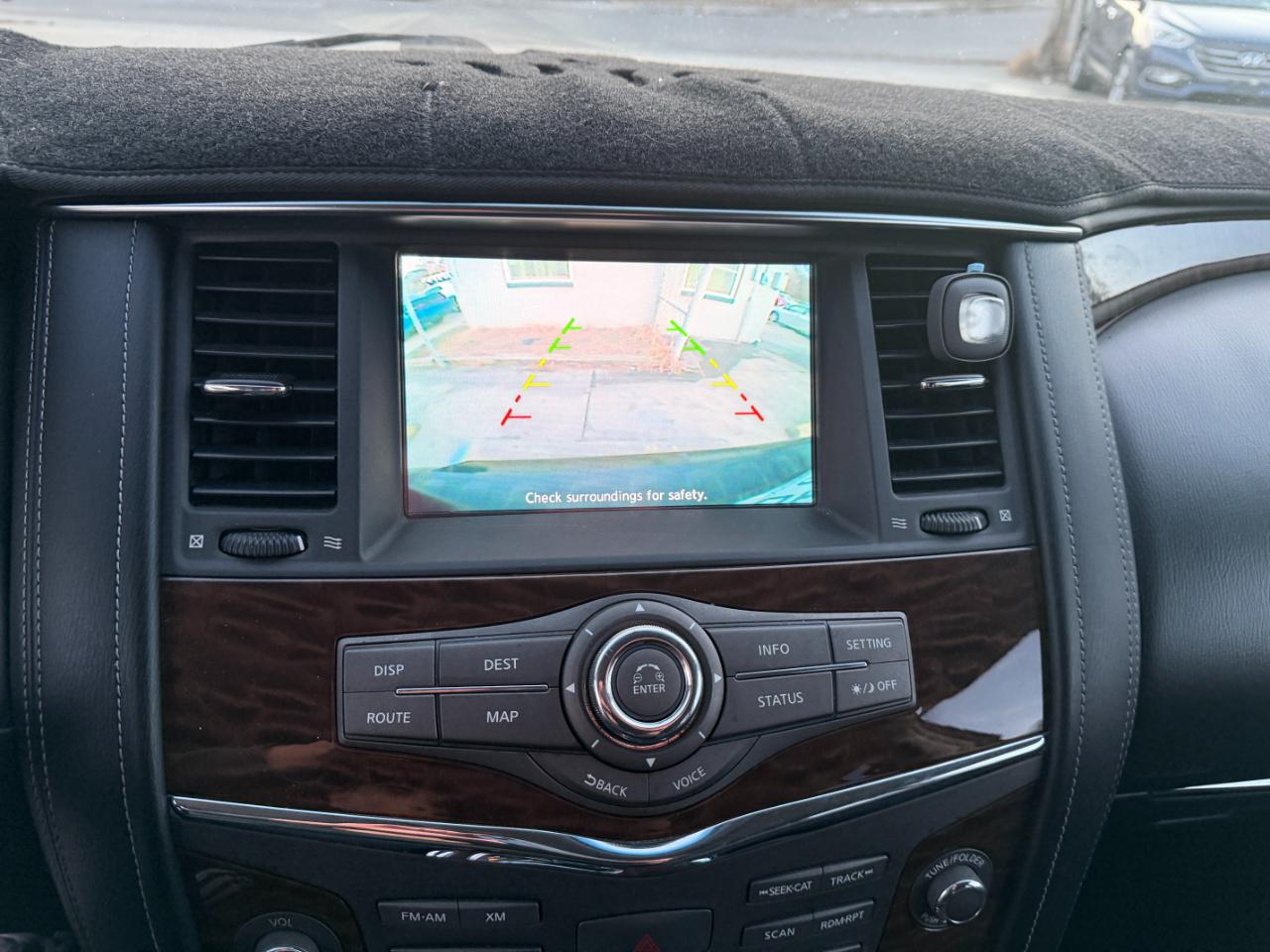 Nissan Armada Platinum 2WD 2017