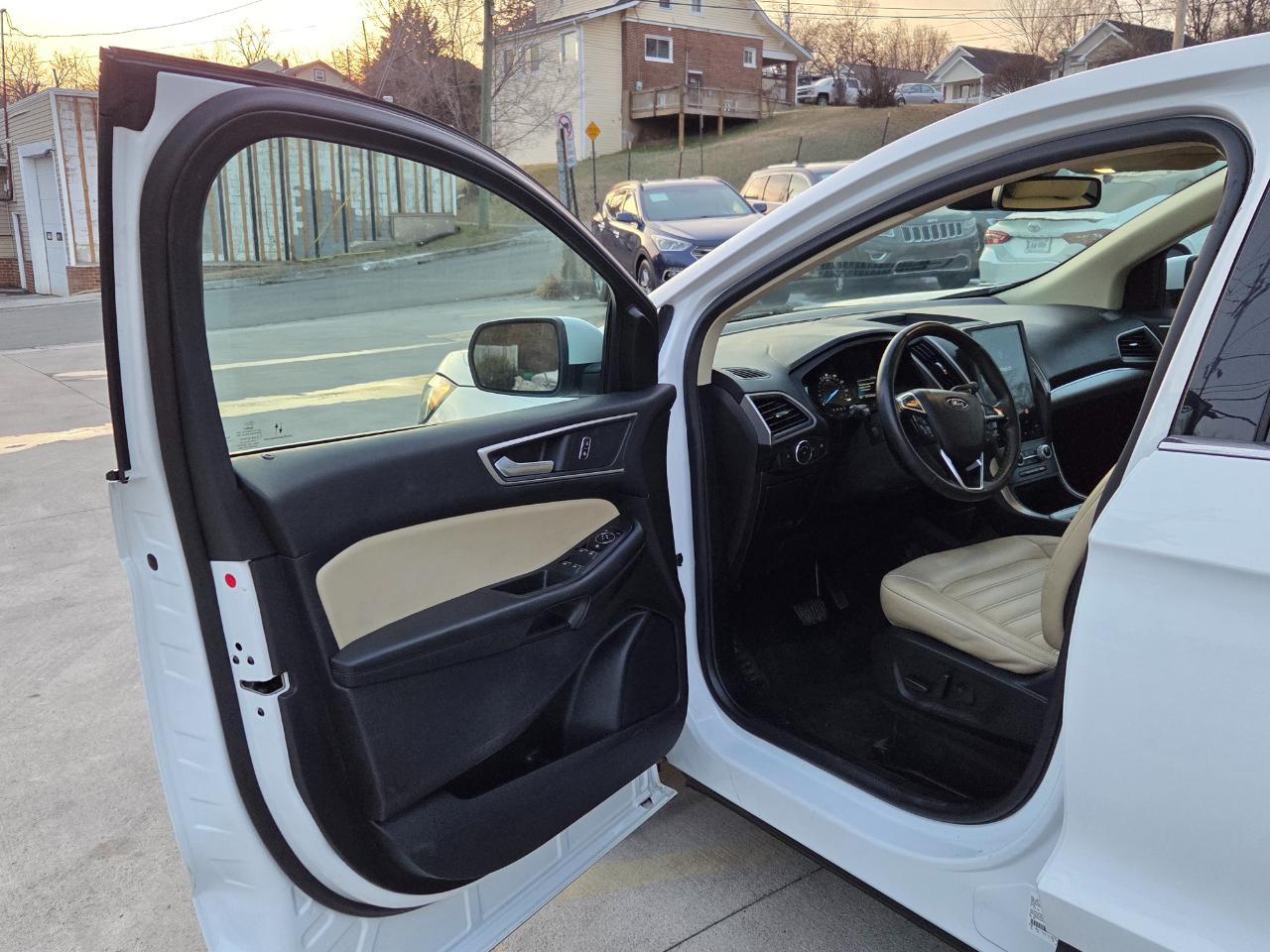 Ford Edge SEL AWD 2022