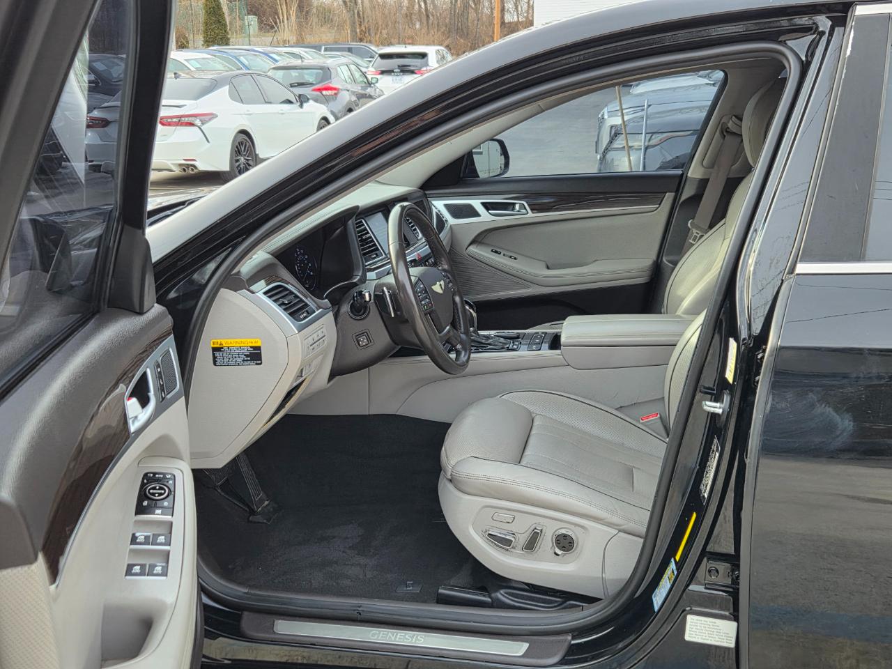 Hyundai Genesis 3.8L 2016